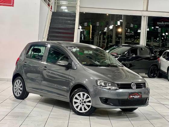 VOLKSWAGEN FOX 1.6 MI 8V FLEX 4P AUTOMATIZADO VOLKSWAGEN FOX 1.6 MI 8V FLEX 4P AUTOMATIZADO